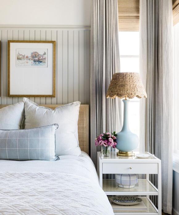Should bedside tables always match? Interior designers on whether to ...
