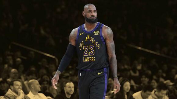 Nike celebrates LeBron James' season debut as the 41-year-old shatters  another NBA longevity record: "23rd year. Still a different gear." -  NewsBreak