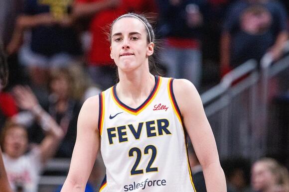 Is This a Joke?' – WNBA Fans Outraged After Lexie Hull Replaces Caitlin  Clark in 3-Pt Shooting Contest - NewsBreak