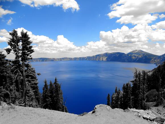 US Lakes With Blue Water - NewsBreak