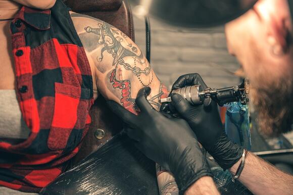Michigan Tattoo Shops Can No Longer Use Numbing Creams - NewsBreak