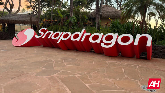 Qualcomm's new chips boost raw mobile gaming performance by 44% - NewsBreak
