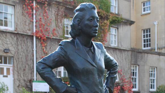 20 People Who Died Without Knowing They Had Changed History - NewsBreak