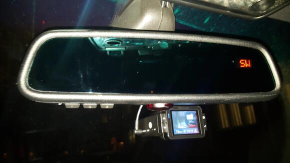 Three Mysterious Buttons on Your Rearview Mirror: Many Drivers Don’t ...