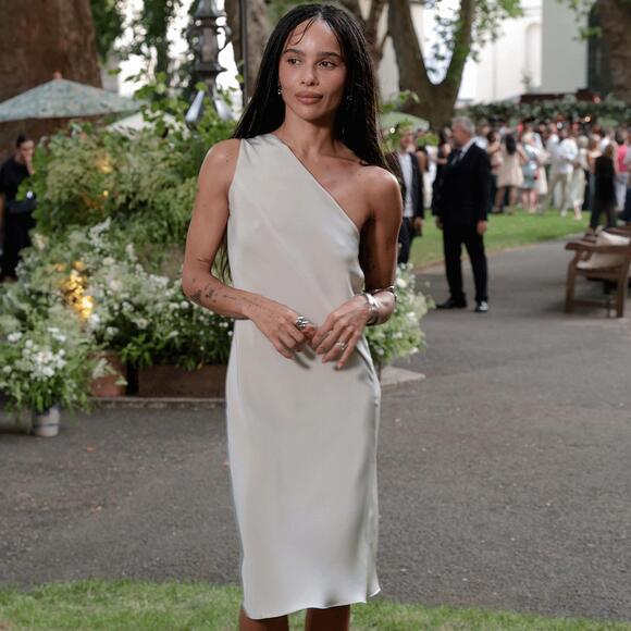7 Celebrity Outfit Formulas That Will Make You Look Like You Have a ...