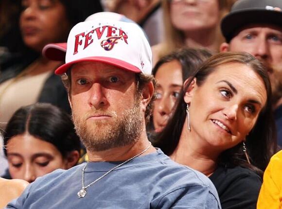 Dave Portnoy's brutal Chiefs prediction after Travis Kelce and Taylor Swift  'media blitz' - NewsBreak
