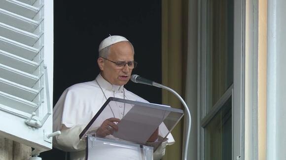 ‘I Have Truly Sensed Your Support’ -- Pope Leo XIV Returns to His Window, Cleared for Latin America