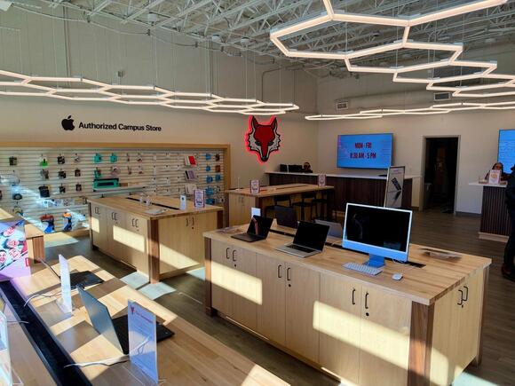 Hudson Valley's First Apple Store Opening in Dutchess, But... - NewsBreak