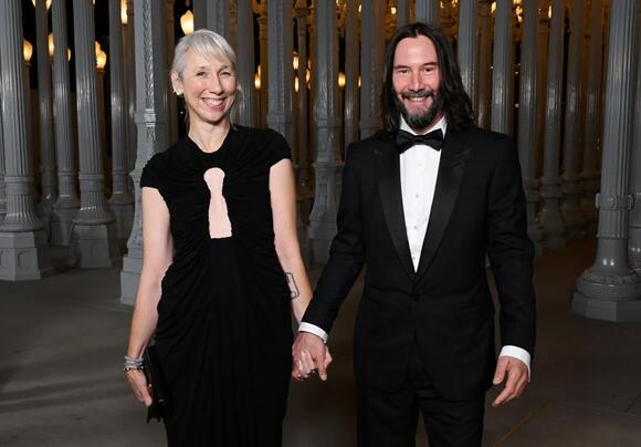 Keanu Reeves Turns Heads with Latest Look, Sparking Reactions - Photos ...