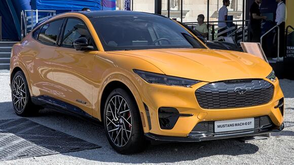 American cars sold only overseas - NewsBreak
