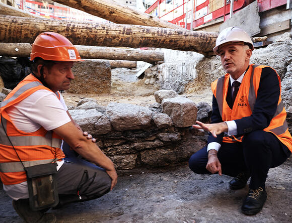 Archaeologists found a lost Celtic fortress under the streets of Paris ...