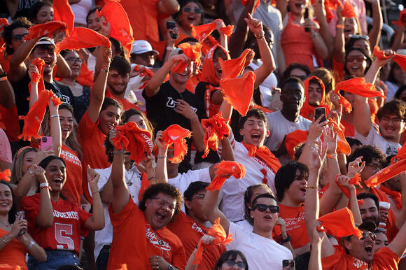 Growing culture: UTRGV fans embrace college football in second season ...