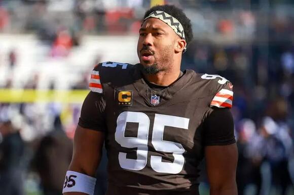 Browns' Stance on Myles Garrett Trade Revealed After $160M Contract  Adjustment - NewsBreak