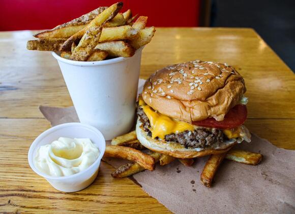 Popular burger chains announce multi-state closures in 2026 - NewsBreak