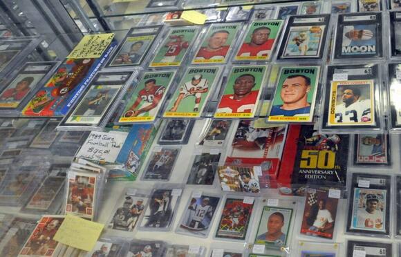 FedEx truck heist makes PSA collectors victims of nearly $1 million ...