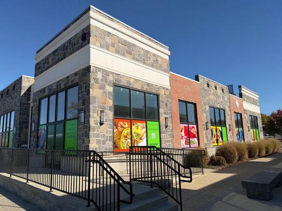 Bobby Flay-Backed Restaurant Coming to Poughkeepsie - NewsBreak