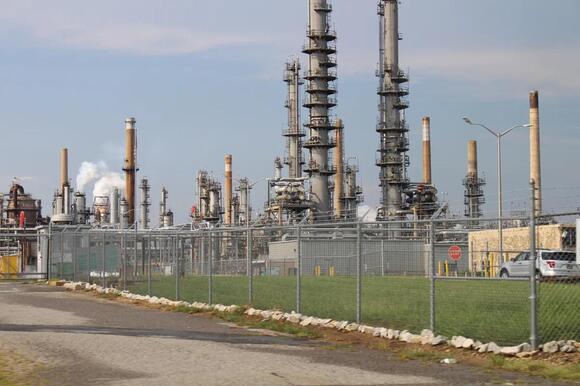 Delaware City Refinery air pollution to spike during repairs - NewsBreak
