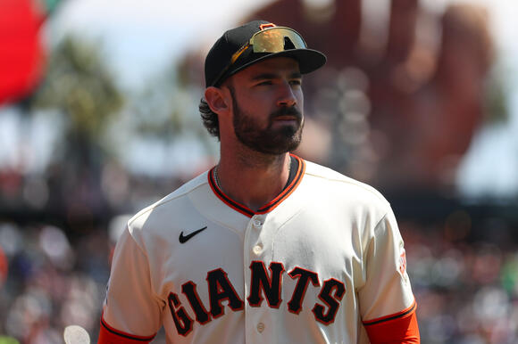 “Let Him Rot On The Bench” – MLB Insider Questions Giants’ Reason For ...