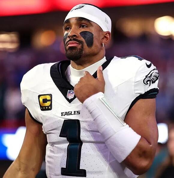 Jalen Hurts’ Health: Inside the Eagles Quarterback’s History Before ...