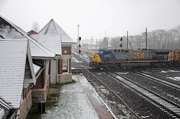 10 must-visit railfanning spots with heavy rail traffic - NewsBreak