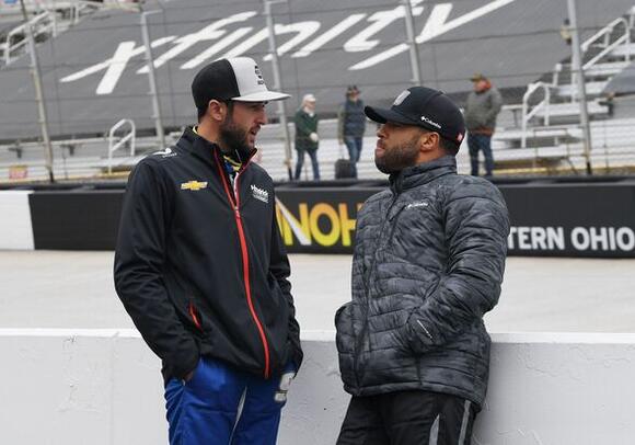 Chase Elliott points finger at repeat offender Bubba Wallace over NASCAR  radio - NewsBreak