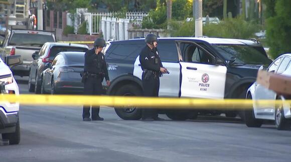 Man shot and killed while breaking up fight at Los Angeles pizza ...