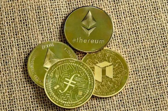 OCC Stablecoin Rule Drops Proposed Yield Crackdown; Community Banks Warn of $850B Deposit Drain