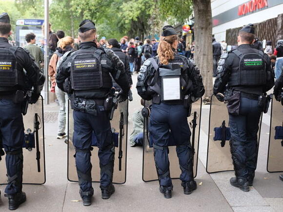 Left Parties Call for France-Style Protests to Spread to Neighbouring Nations