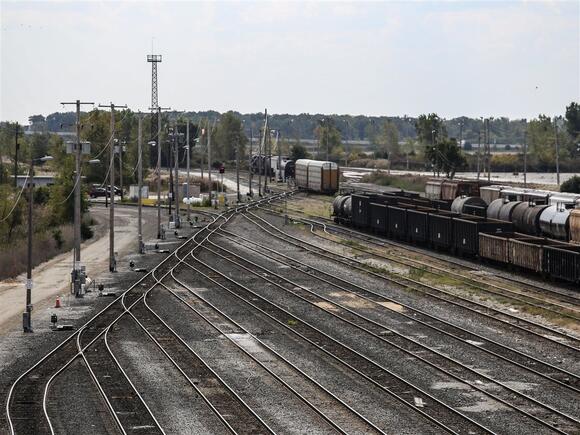 Computer breakdown disrupts CSX railroad operations - NewsBreak