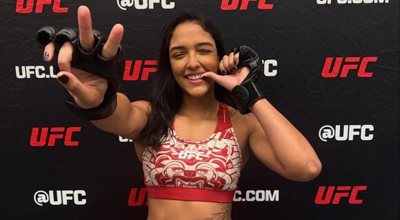 Fact Check: Is Alice Pereira Really The Sister Of UFC Star Alex Pereira ...