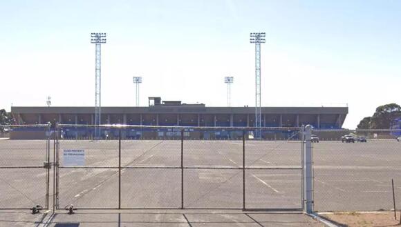Texas’s Largest High School Football Stadiums to See - NewsBreak