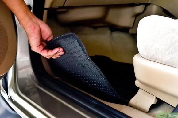 5 Practical Tips and Clever Hacks to Stop Car Windows from Fogging Up ...