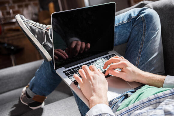 Warning Signs of Dangerous Third-party Sites - NewsBreak