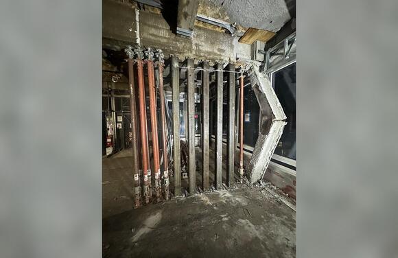 Manhattan streets begin to reopen as crews stabilize compromised high ...