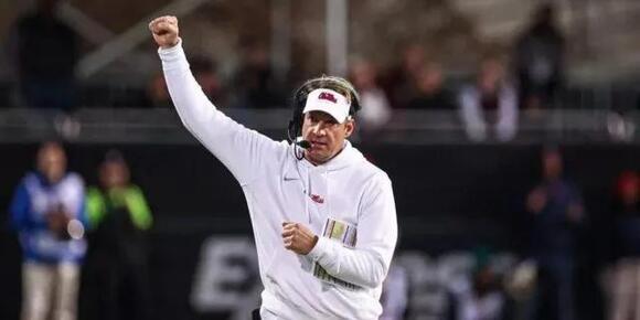 Report: Ole Miss paranoia led to FBI sweep for bugs after Lane Kiffin ...