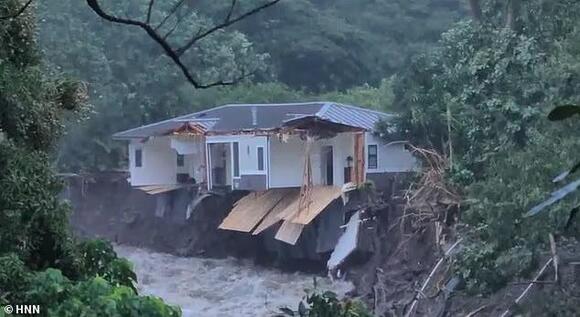 Elderly couple's dream Hawaii forever home is sucked into river by ...