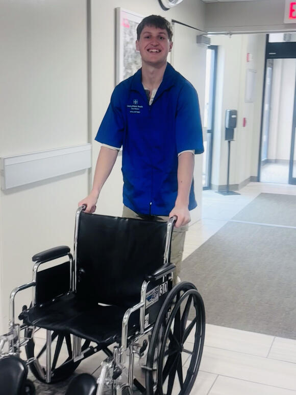 Grinnell Regional Med Center relaunches volunteer program - NewsBreak