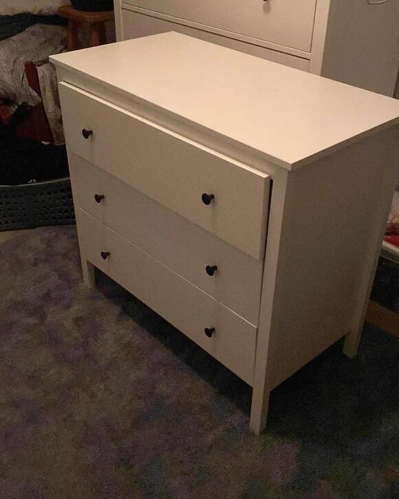 17 Furniture Assembly Attempts That Ended Sideways - NewsBreak