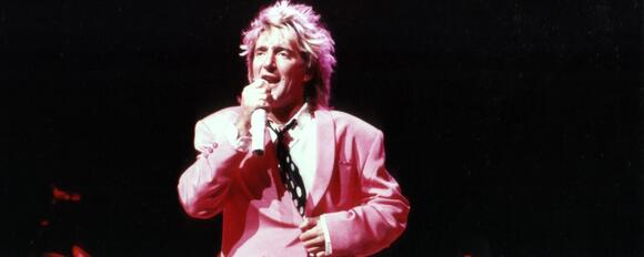 Rod Stewart Says This Sweet Song Is Like a “National Anthem” in America ...