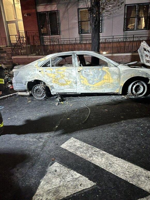 7 New York City firefighters injured in Bronx car fire explosion ...