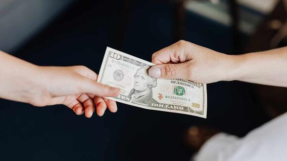 The Real Reason Tipping Became an American Custom - NewsBreak