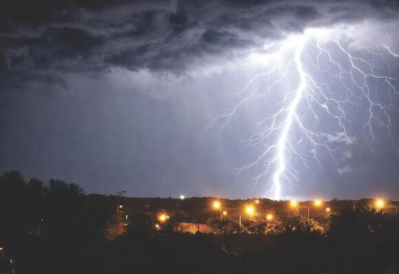 Why Thunderstorms Are Most Common in the Late Afternoon - NewsBreak