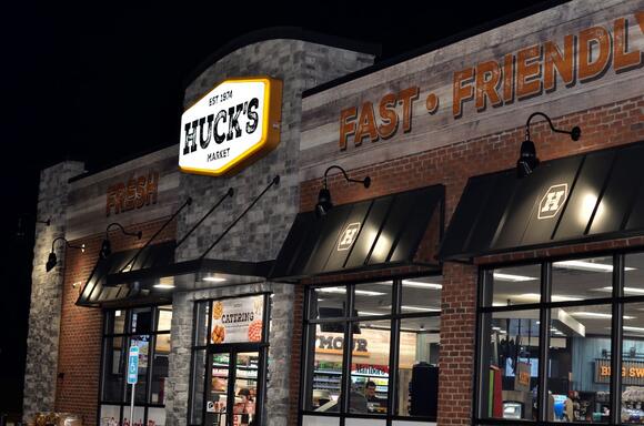 Huck’s Market hits $100,000 in weekly delivery sales. - NewsBreak