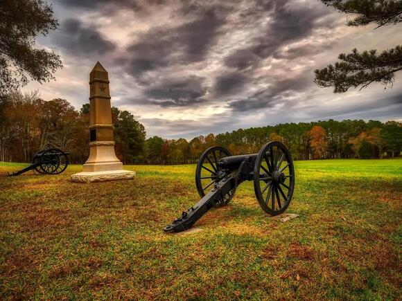 9 Historic US Battlefields Where Echoes of the Past Still Linger ...