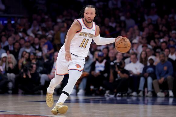 Jalen Brunson Rocks ‘Ring Night’ Nike Kobe 6's Against 76ers