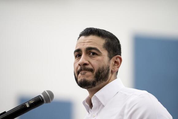 Michigan Senate hopeful El-Sayed calls himself a ‘physician’ but has ...