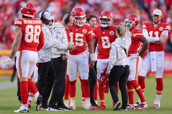 I'm okay with that', Patrick Mahomes sends clear message after Kansas City  Chiefs become 'villains' of the NFL - NewsBreak