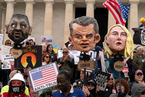 No Kings rallies across US urge voters to cast ballots early ahead of ...