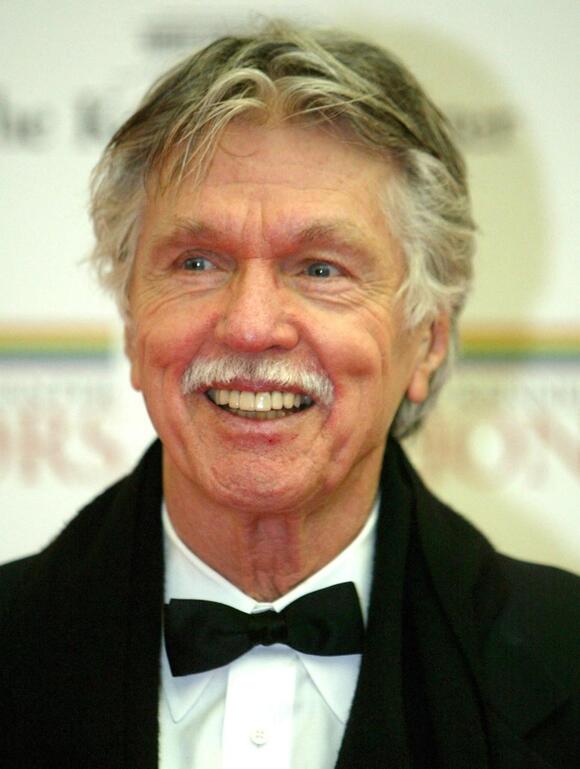 Tom Skerritt’s Net Worth: The ‘Top Gun’ Alums Fortune Revealed - NewsBreak
