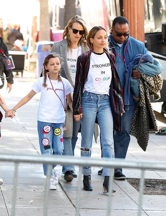 Nicole Richie’s LookAlike Daughter Harlow, 15, Seen In Extremely Rare